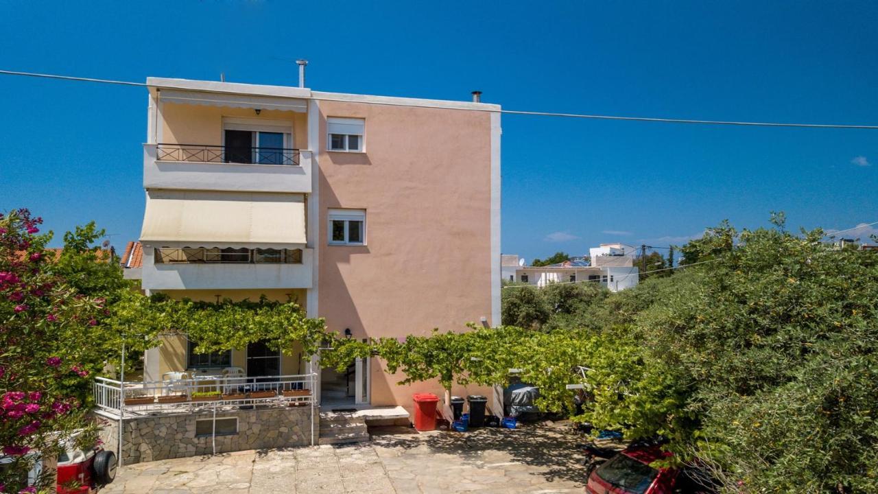 Amversa'S House Потос Экстерьер фото
