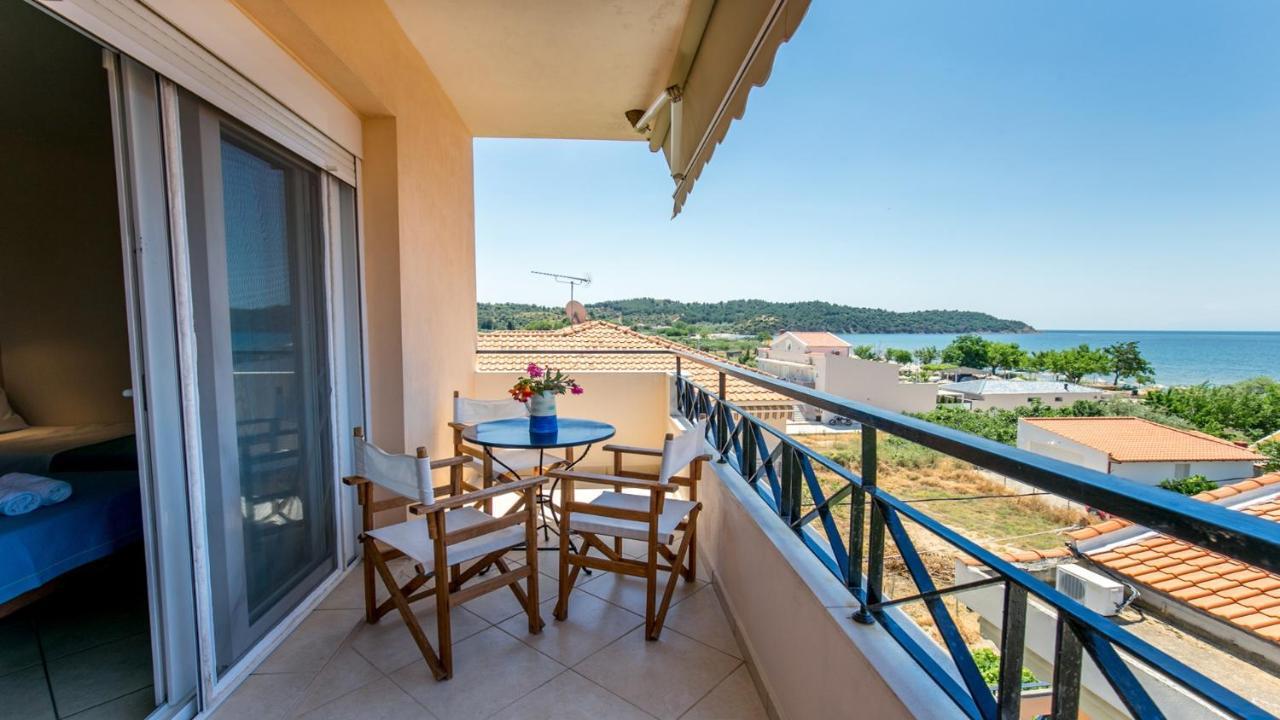 Amversa'S House Потос Экстерьер фото